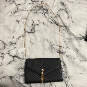 Black purse